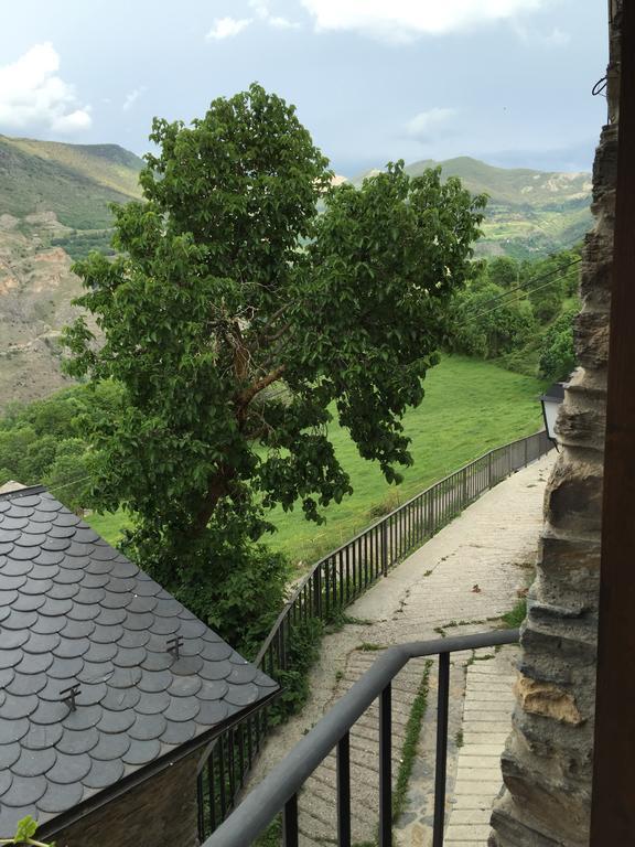 Lo Paller de Roc Montescladó Kamer foto